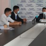 ТҮРКІСТАН: ОБЛЫСТЫҚ ШТАБ ТӨРАҒАСЫ АДАЛДЫҚ ИДЕЯЛОГИЯСЫН ДӘРІПТЕДІ