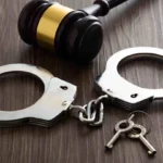 Түркістанда сау әйелін психиатриялық стационарға күштеп жатқызған ер адам достарымен бірге сотталды