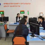 Қоныс аударушылар мен қандастарды жаңа тұрғылықты жерде ресми жұмысқа орналасуға міндеттеу жоспарлануда